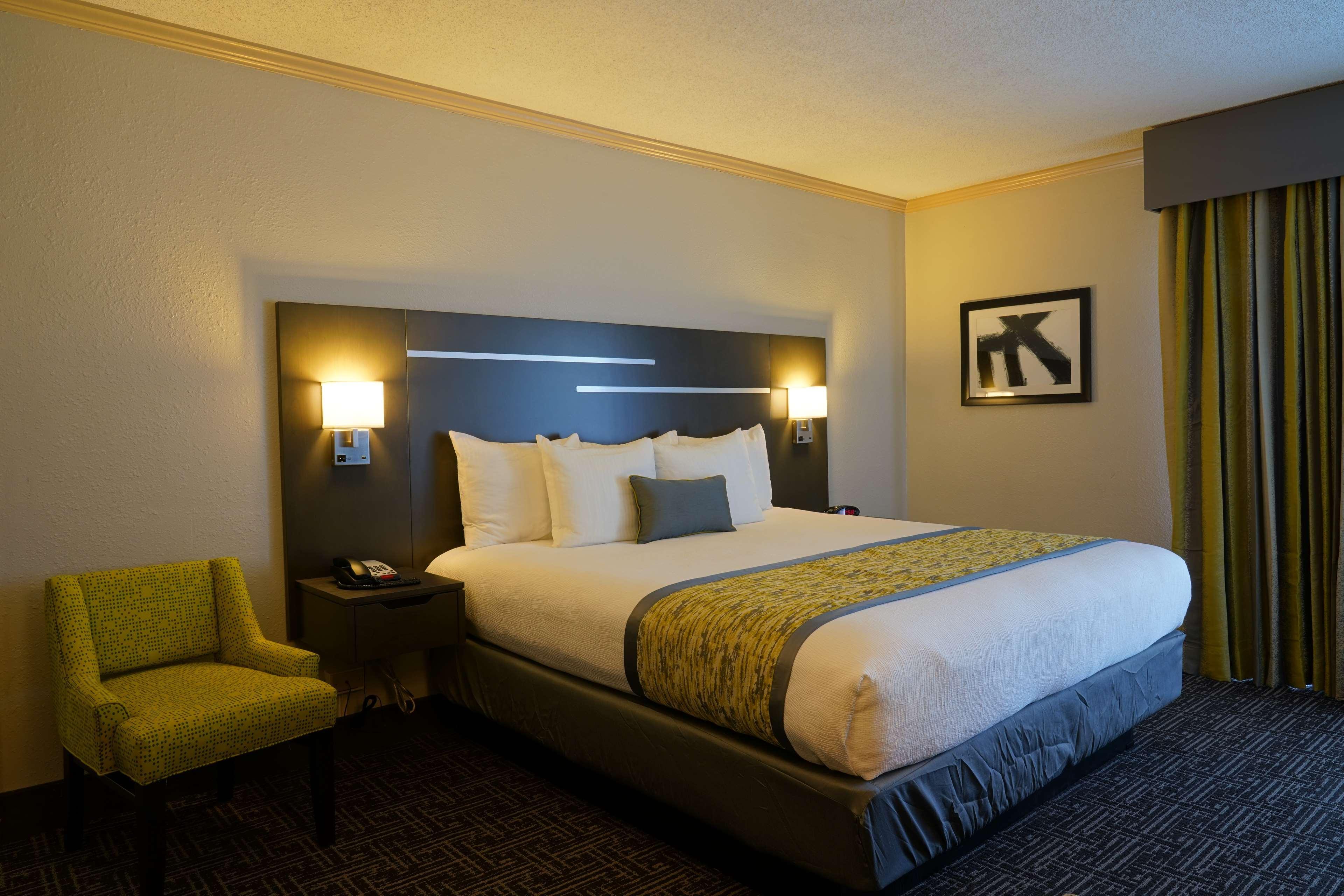 Best Western Plus Morristown Conference Center Екстериор снимка