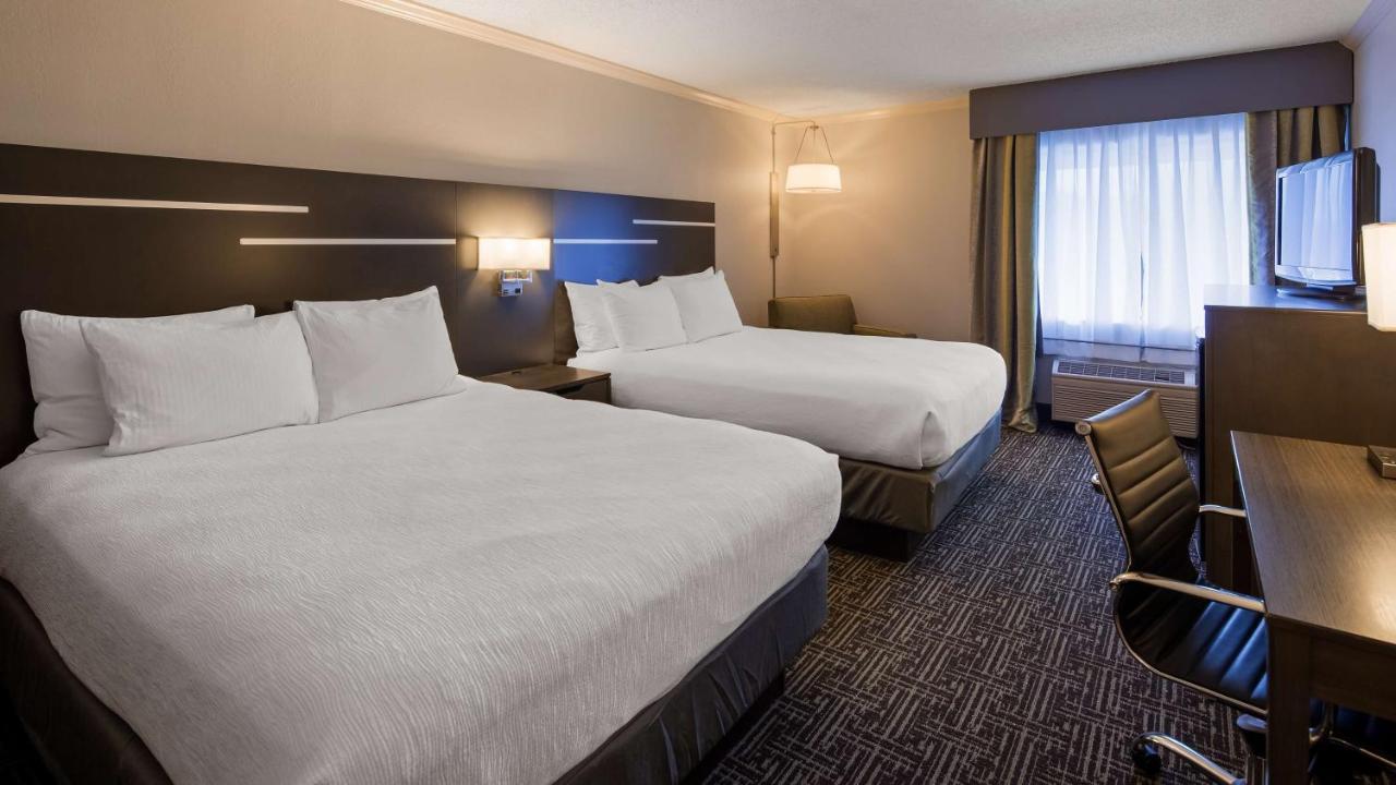 Best Western Plus Morristown Conference Center Екстериор снимка