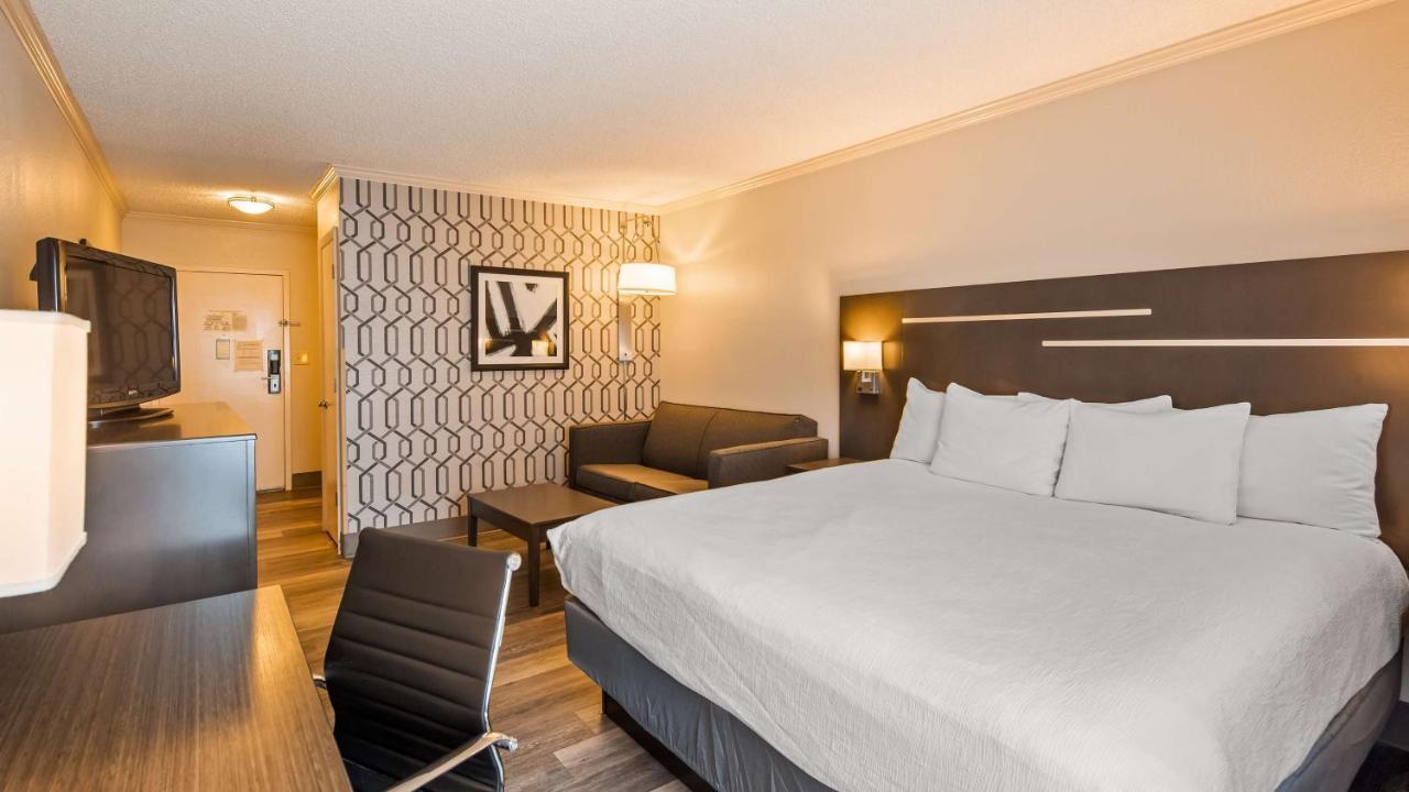 Best Western Plus Morristown Conference Center Екстериор снимка