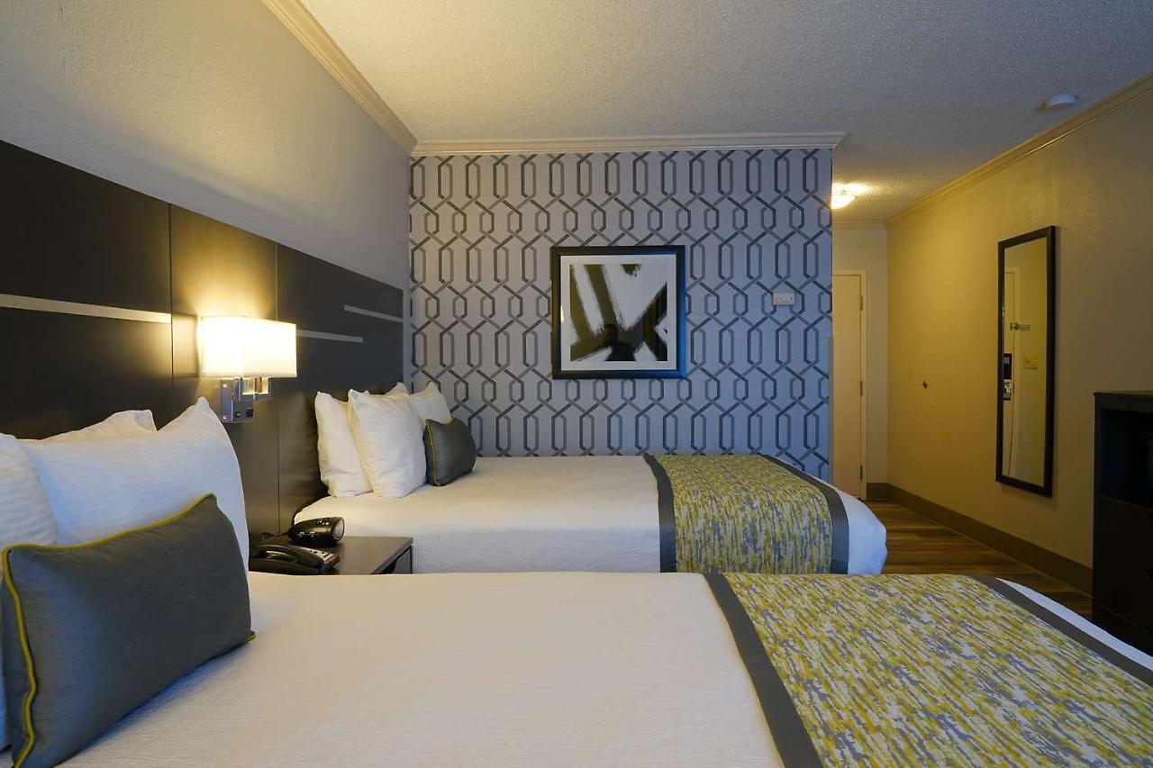 Best Western Plus Morristown Conference Center Екстериор снимка